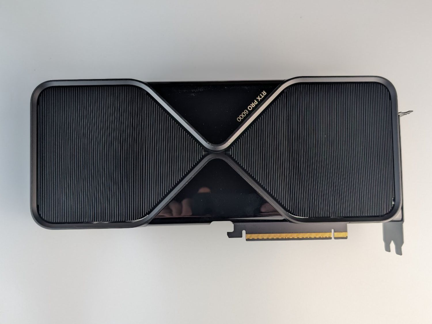 PNY Nvidia RTX Pro 6000 Blackwell Workstation 96GB VRAM inkl. Garantie 6 PNY Nvidia RTX Pro 6000 Blackwell Workstation 96GB VRAM inkl. Garantie – Bild 6
